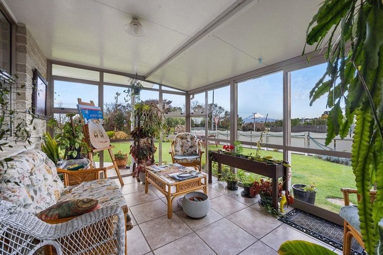 Photo of property in 14 Rata Street, Hawera, 4610