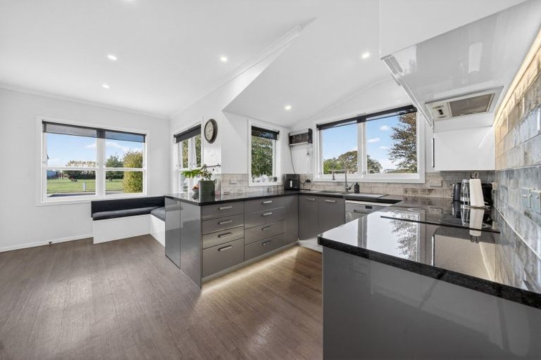Photo of property in 195 Park Road, Parkvale, Carterton, 5792