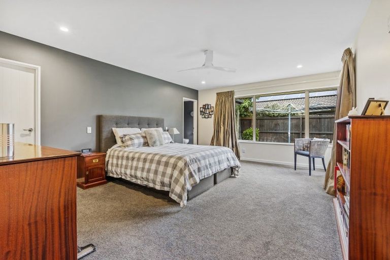 Photo of property in 19 Marlowe Place, Rolleston, 7614