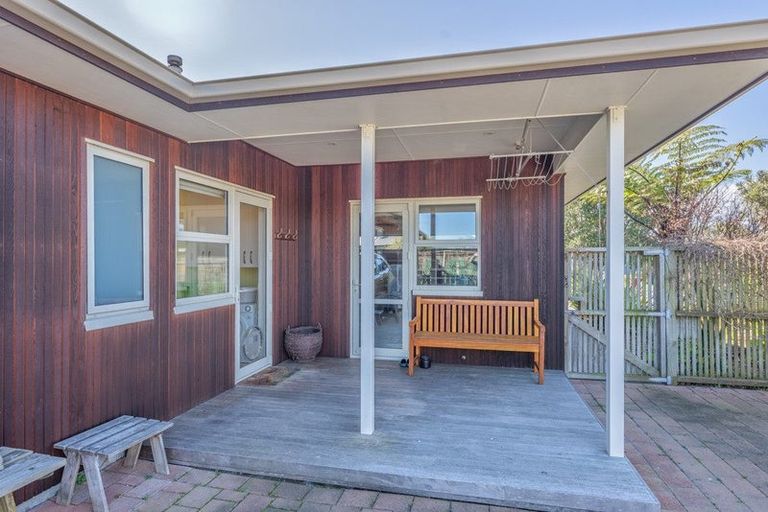 Photo of property in 22 Tamihana Street, Otaki, 5512