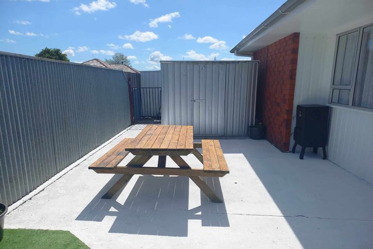 Photo of property in 70a Featherston Street, Takaro, Palmerston North, 4412