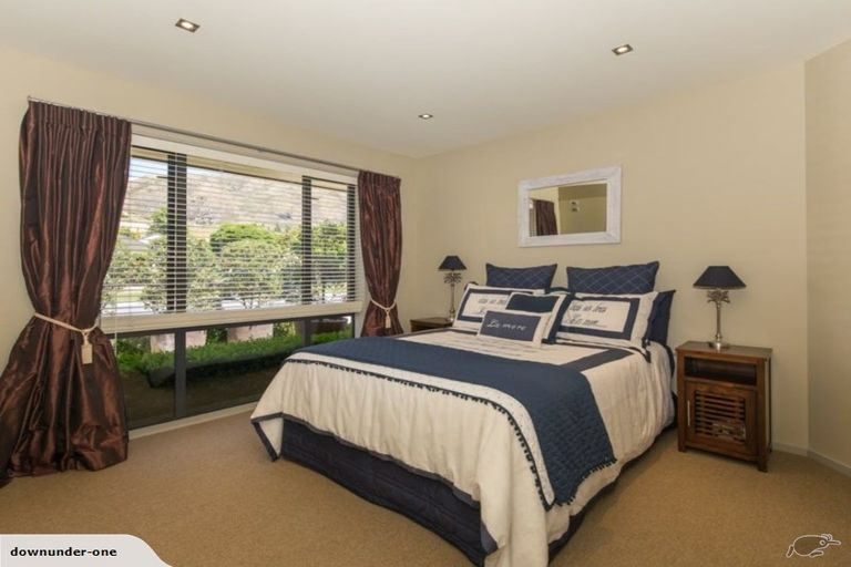 Photo of property in 44 Meadowstone Drive, Wanaka, 9305