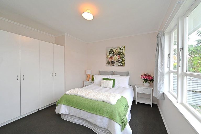 Photo of property in 24a Holyrood Street, Taradale, Napier, 4112
