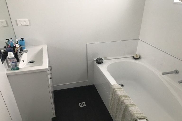 Photo of property in 29 Apple Orchard Way, Sunnyvale, Auckland, 0612