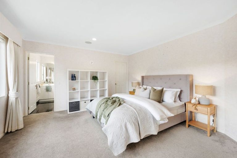 Photo of property in 25 Santa Ana Drive, Dannemora, Auckland, 2016