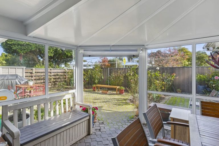 Photo of property in 2 Gabriel Street, Raumati Beach, Paraparaumu, 5032