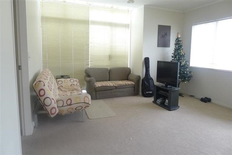 Photo of property in 12 Macalister Place, Miramar, Wellington, 6022