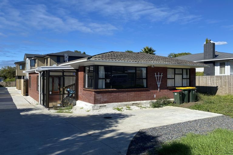 Photo of property in 14 Evans Road, Weymouth, Auckland, 2103