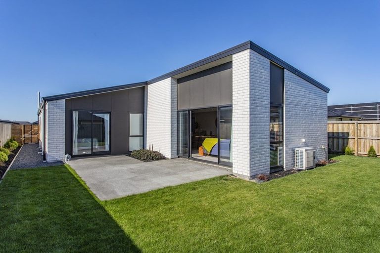 Photo of property in 5 Kate Sheppard Drive, Rolleston, 7615