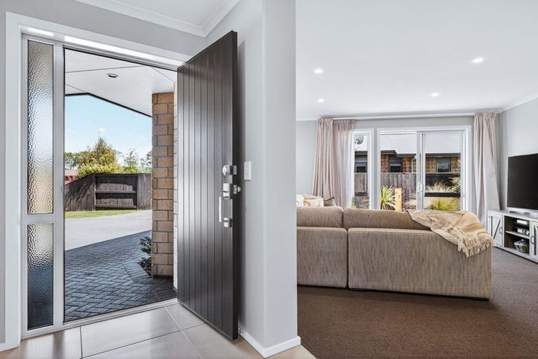 Photo of property in 22 Huka Heights Drive, Rangatira Park, Taupo, 3330