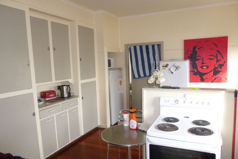 Photo of property in 214 Fox Street, Hamilton East, Hamilton, 3216