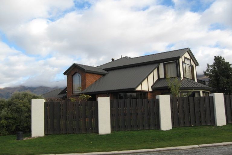 Photo of property in 130 Hunter Crescent, Wanaka, 9305