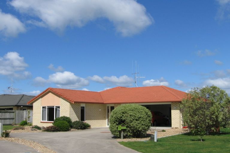 Photo of property in 18 Primrose Place, Papamoa Beach, Papamoa, 3118