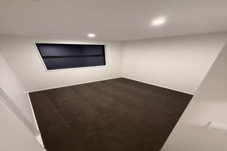 Photo of property in 8b Main Road North, Woodend, 7610