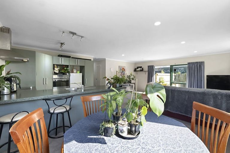 Photo of property in 50a Paritutu Road, Spotswood, New Plymouth, 4310