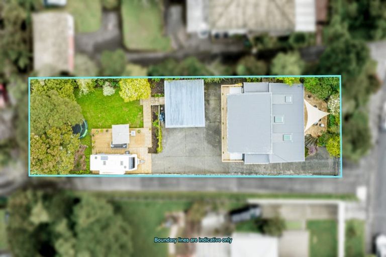 Photo of property in 5 Derwent Crescent, Titirangi, Auckland, 0604