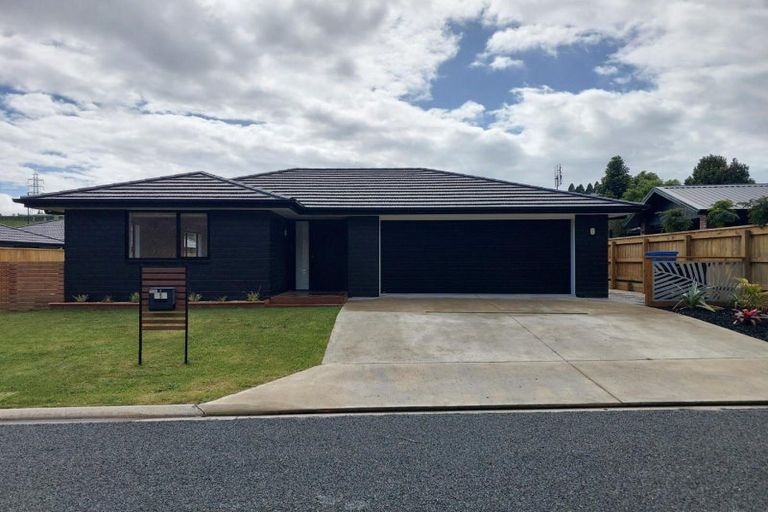 Photo of property in 5 Ruru Lane, Hurworth, New Plymouth, 4310