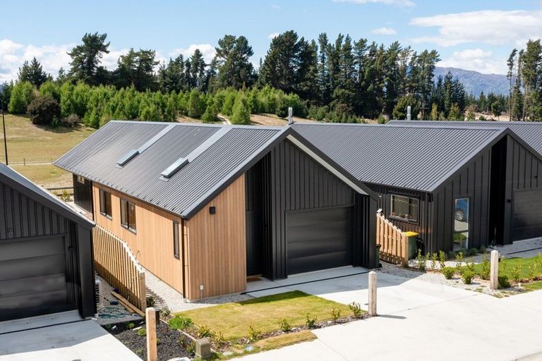 Photo of property in Northlake, 36 Malvern Road, Wanaka, 9305