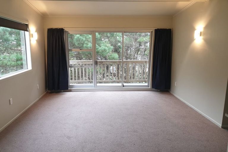 Photo of property in 8b Baxter Way, Karori, Wellington, 6012