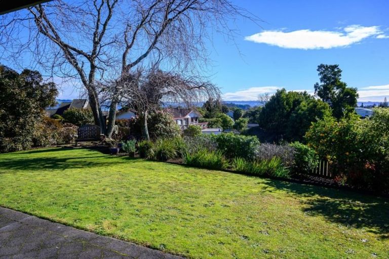 Photo of property in 11 Janet Place, Lynmore, Rotorua, 3010