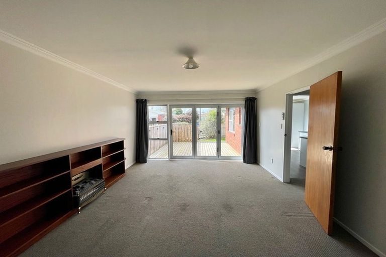 Photo of property in 1 Puriri Place, Levin, 5510