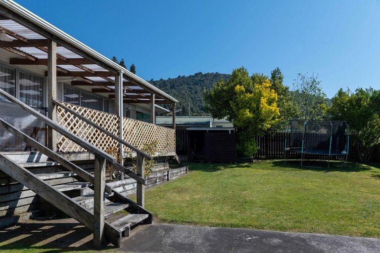 Photo of property in 4 Collie Drive, Pukehangi, Rotorua, 3015