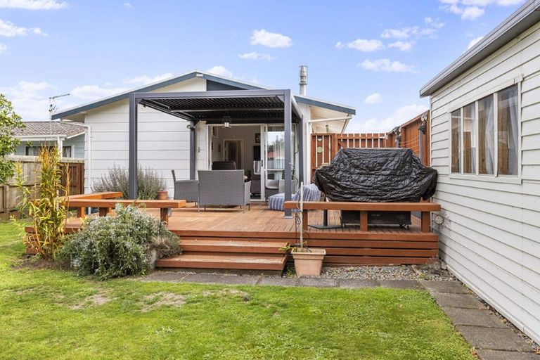 Photo of property in 34 Kamahi Avenue, Hawera, 4610