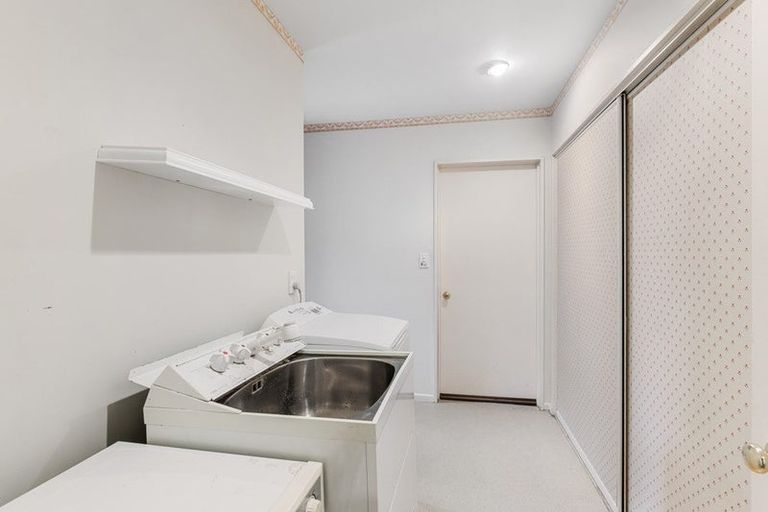Photo of property in 11 Jadewynn Place, Halswell, Christchurch, 8025