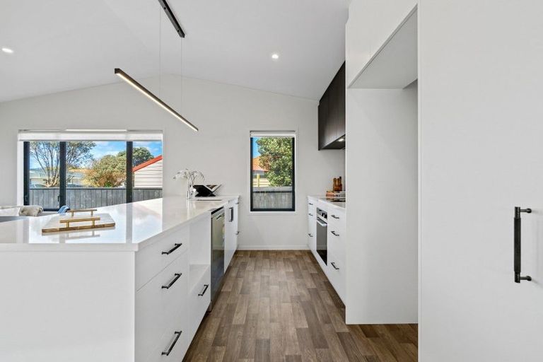 Photo of property in 275b Rangiuru Road, Otaki, 5512