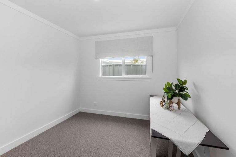 Photo of property in 25 Grooby Place, Havelock North, 4130