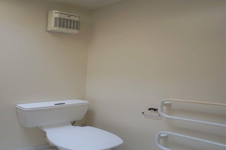 Photo of property in St James Courts, 9/77 Gloucester Street, Christchurch Central, Christchurch, 8013