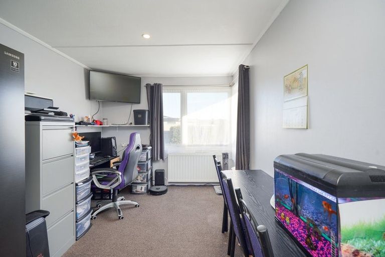 Photo of property in 230 Conyers Street, Strathern, Invercargill, 9812