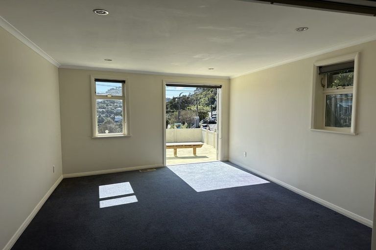 Photo of property in 42 Raroa Road, Kelburn, Wellington, 6012