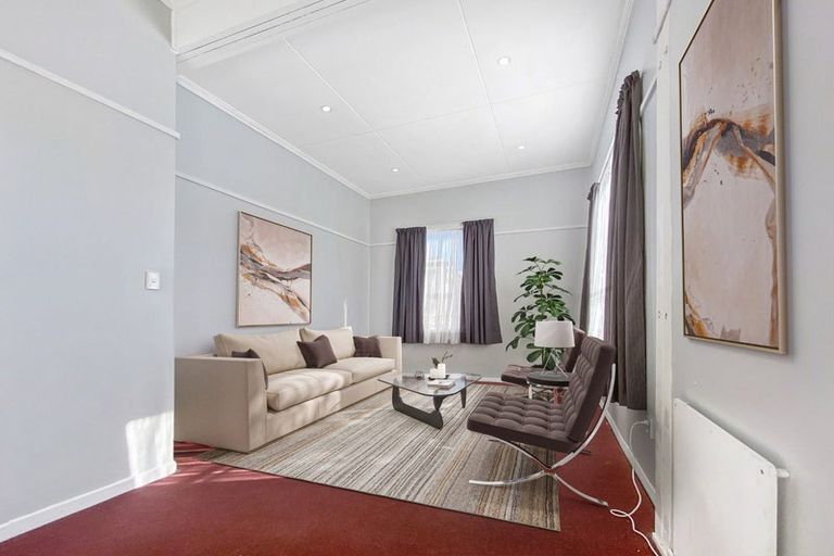 Photo of property in 151a The Parade, Island Bay, Wellington, 6023