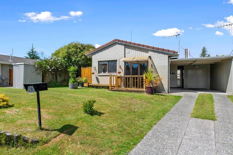 Photo of property in 28 Walnut Place, Tokoroa, 3420