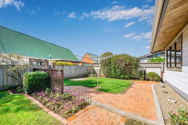 Photo of property in 80 Rimu Road, Raumati Beach, Paraparaumu, 5032