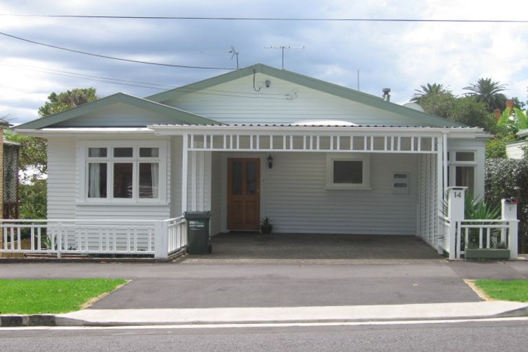 Photo of property in 1/14 Hastings Parade, Devonport, Auckland, 0624