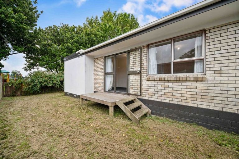 Photo of property in 2/515 Weymouth Road, Weymouth, Auckland, 2103