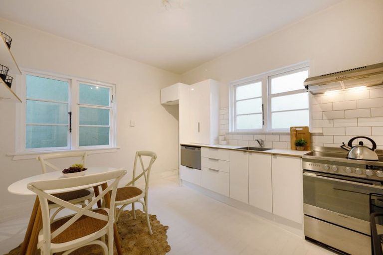 Photo of property in 28u8 Clifton Terrace, Kelburn, Wellington, 6012