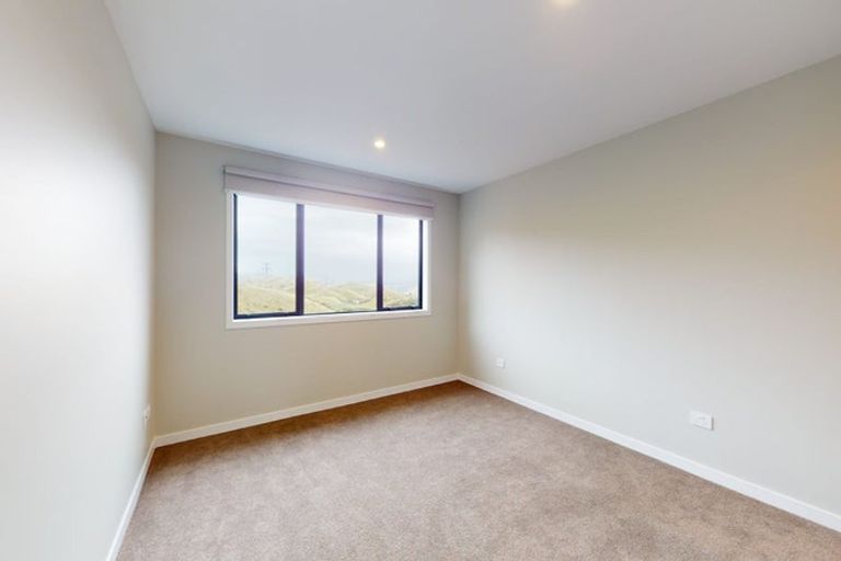 Photo of property in 29 Comber Place, Johnsonville, Wellington, 6037