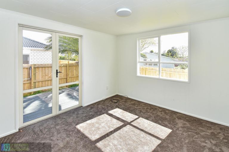 Photo of property in 18b Mervan Street, Mangere East, Auckland, 2024
