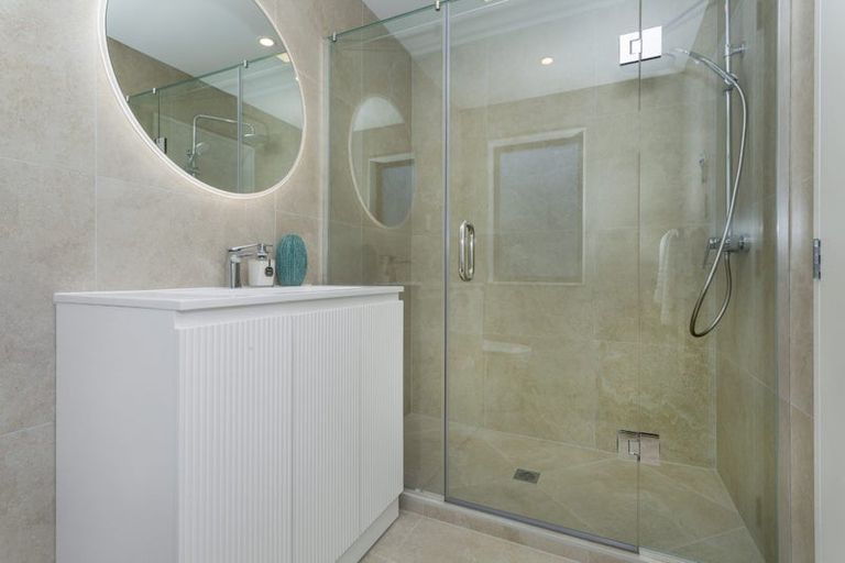 Photo of property in 1/26 Morton Avenue, Forrest Hill, Auckland, 0620