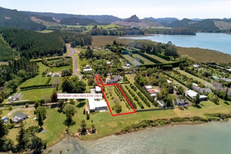 Photo of property in 6 Aileen Place, Whangamata, 3691