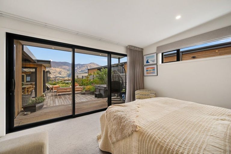 Photo of property in 15 Mills Road, Wanaka, 9305