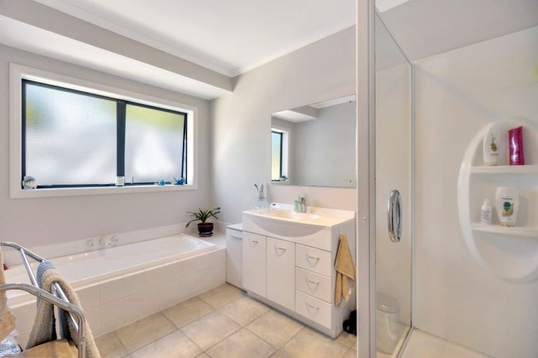 Photo of property in 38 Roto Street, Hurdon, New Plymouth, 4310