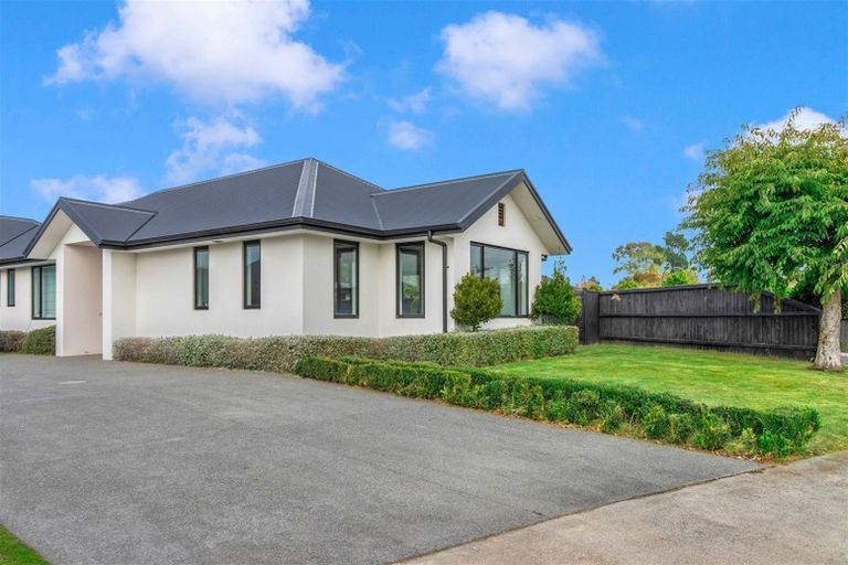 Photo of property in 22 Gilchrist Place, Kaiapoi, 7630