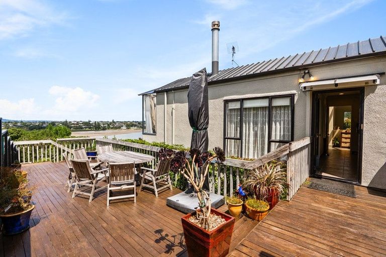 Photo of property in 19 Constable Lane, West Harbour, Auckland, 0618