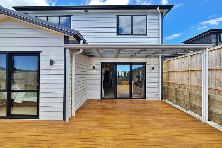 Photo of property in 4 Frontier Lane, Flat Bush, Auckland, 2019