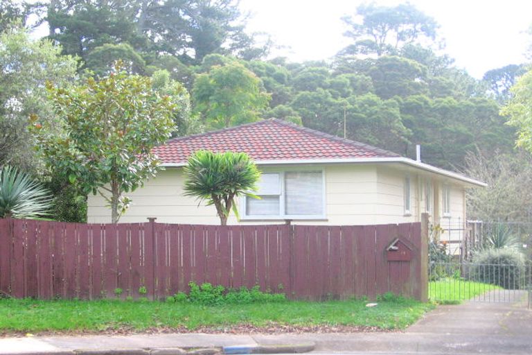 Photo of property in 78 Helena Street, Massey, Auckland, 0614