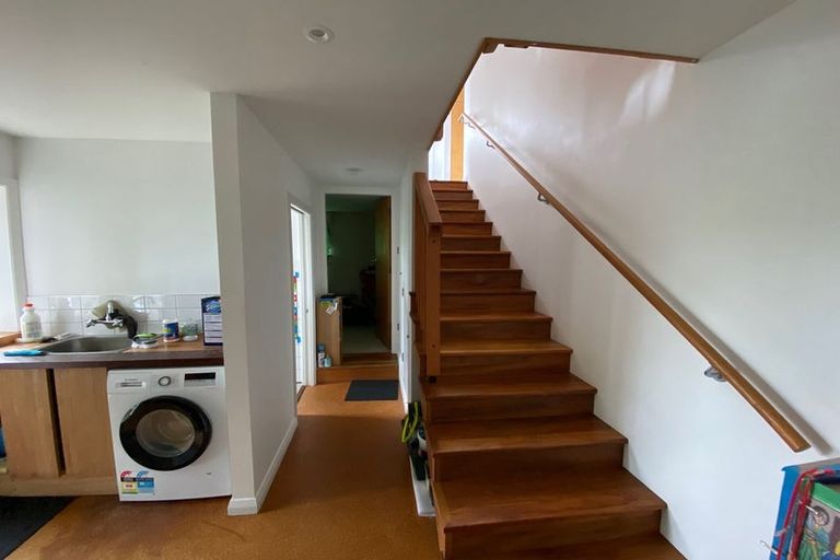 Photo of property in 98a Totara Road, Miramar, Wellington, 6022